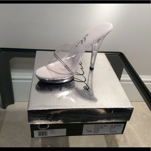 BRAND NEW - Sexy 5” clear slide